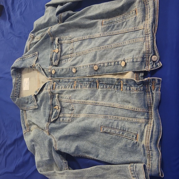 Old Navy Jean Jacket - Picture 2 of 6